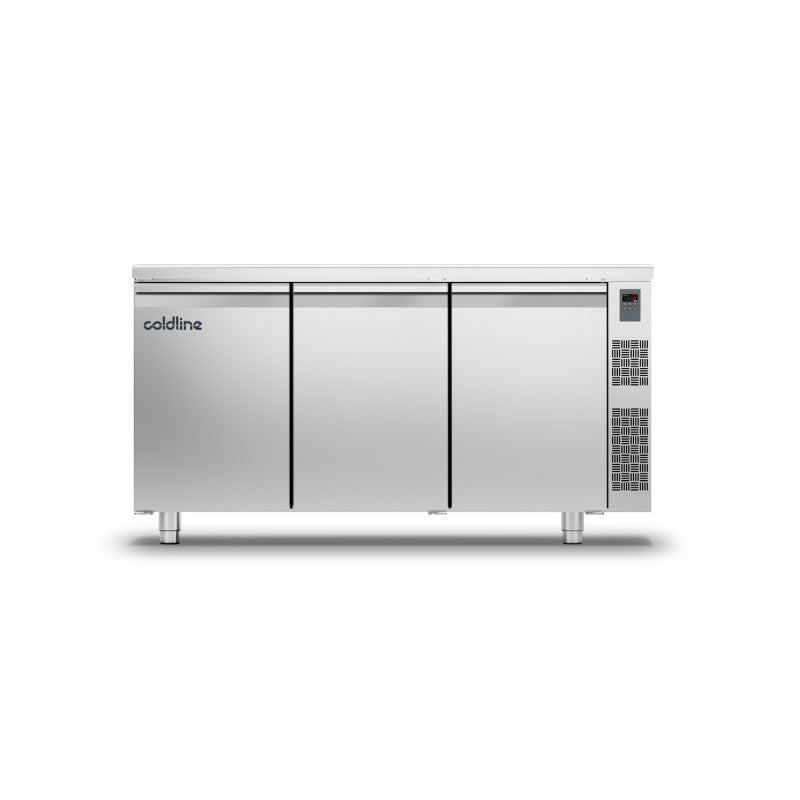 Table réfrigérée négative MASTER avec plan de travail - Sans groupe - 3 portes - Prof 700 GN 1/1 - Coldline