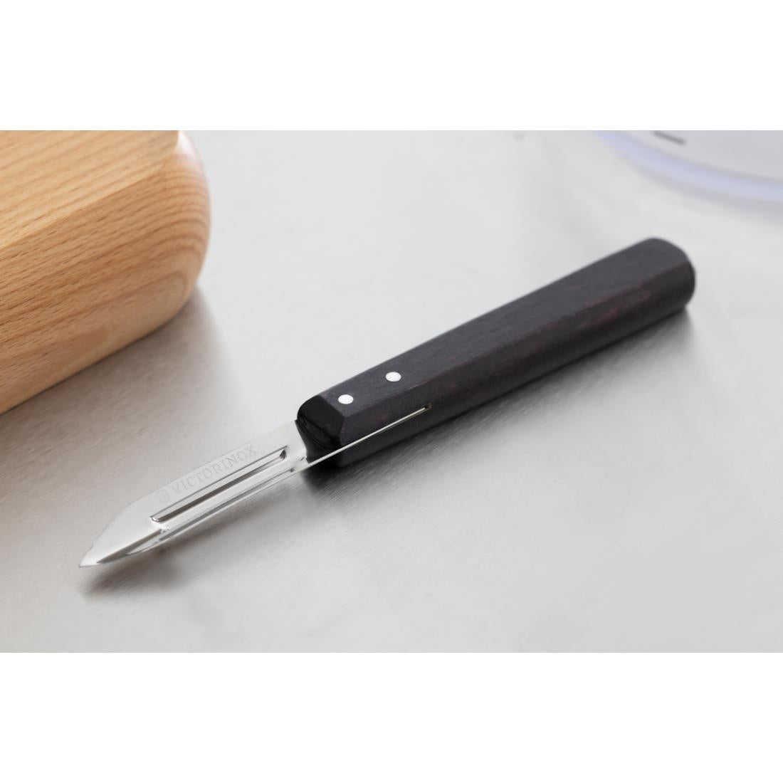 Éplucheur manche en bois Victorinox - Victorinox - C719