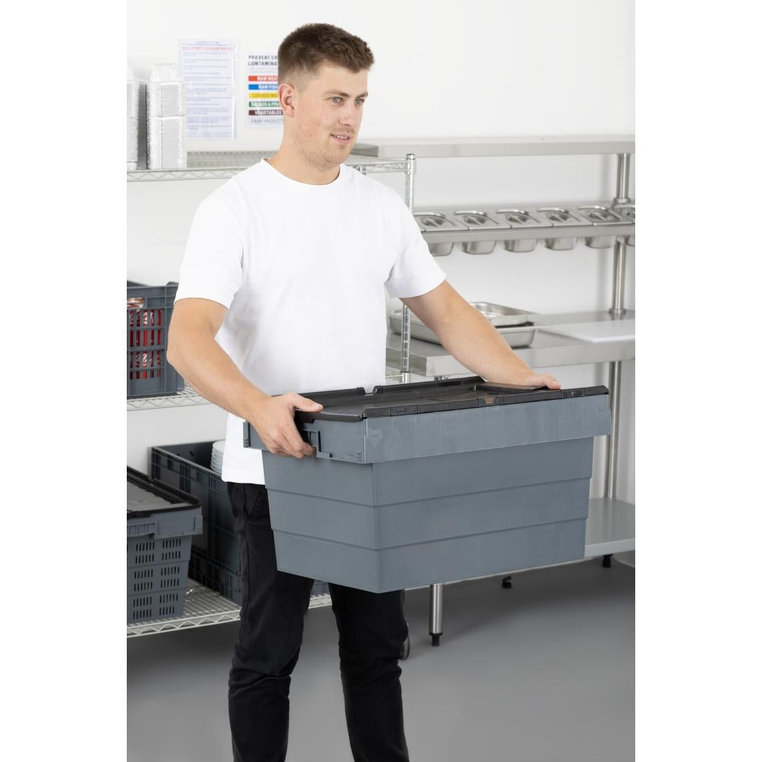 Caisse de transport/stockage en plastique Vogue avec couvercle attaché 600x400x320mm - Vogue - DX995