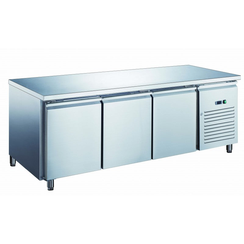 Table réfrigérée inox positive avec évaporateur ventilé - 3 portes - 580 litres - Sans dosseret - Furnotel