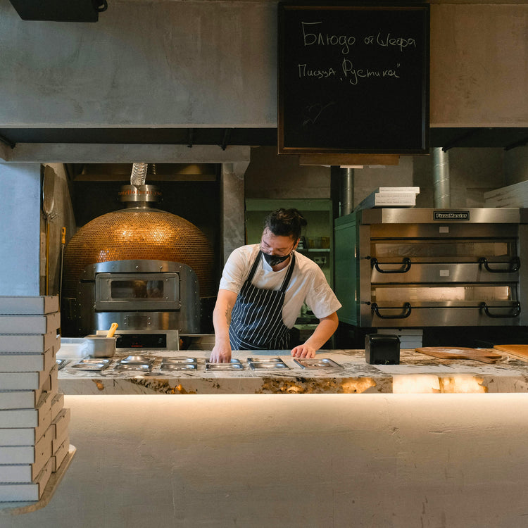 Four à pizza professionnel