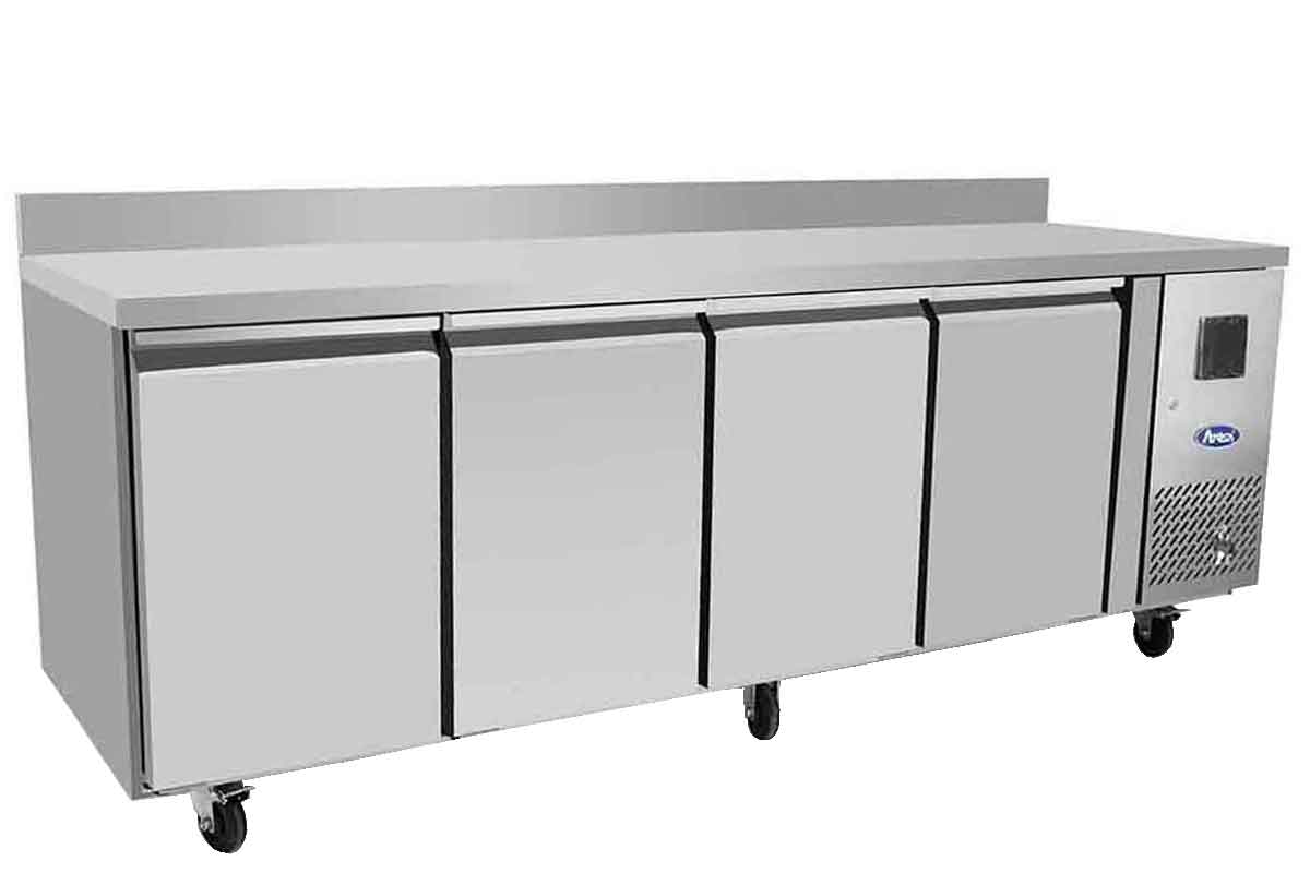 Table p600 negative 4 portes
