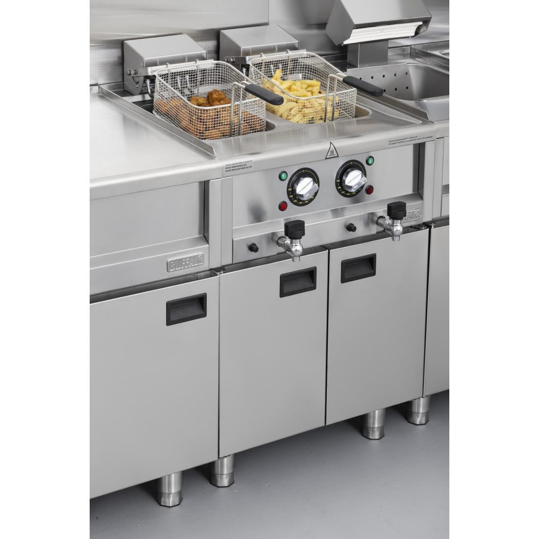 Friteuse électrique double Buffalo Série 600 2 x 8L - Buffalo - CU477