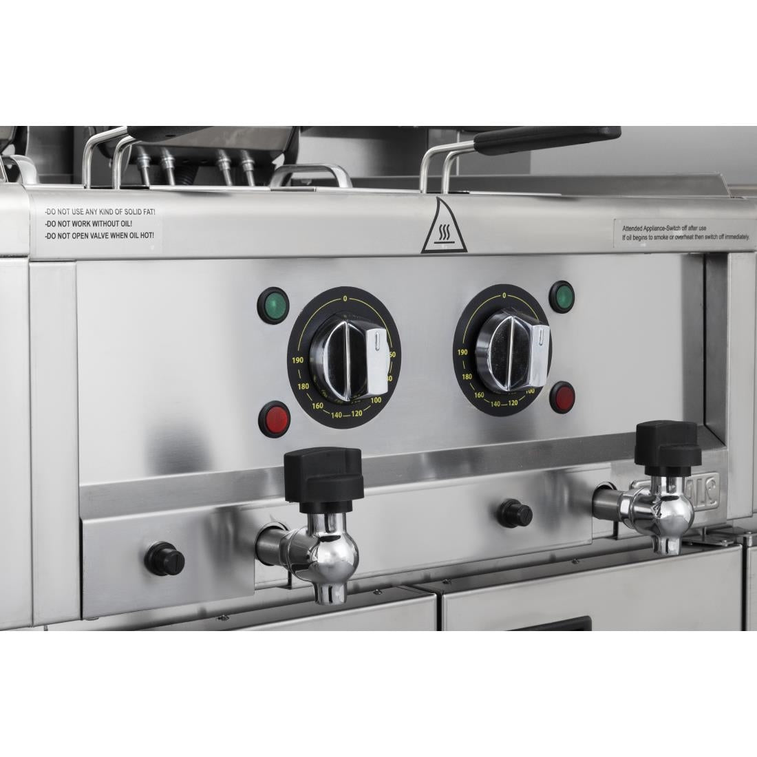 Friteuse électrique double Buffalo Série 600 2 x 8L - Buffalo - CU477
