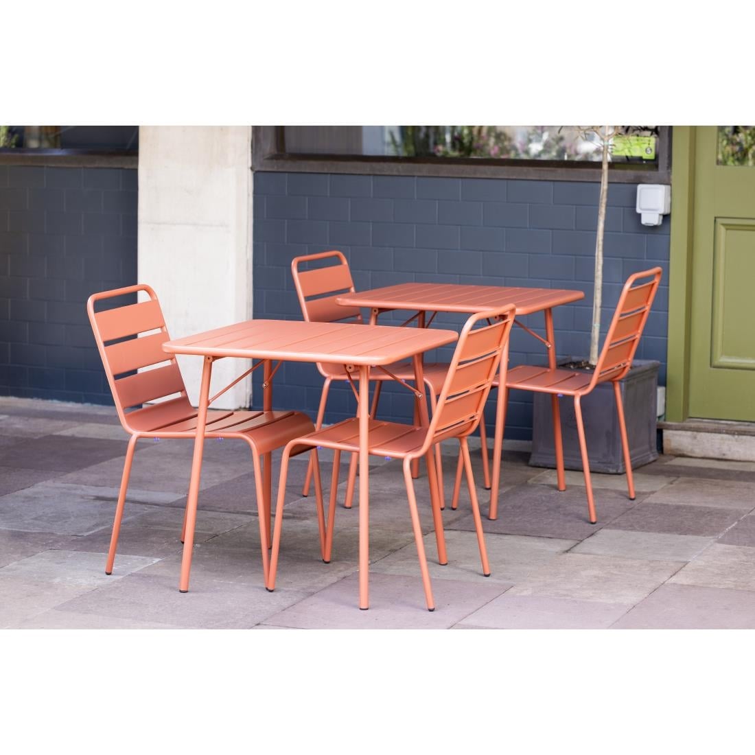 Table carrée à lattes en acier Bolero terracotta - Bolero - CK064