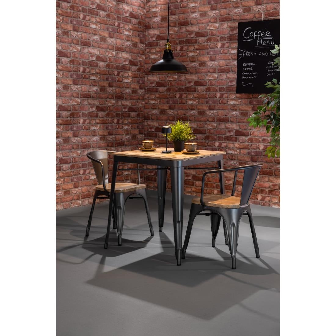 Table à manger à plateau à lattes en bois de manguier et piètement gris acier Bolero Bistro 650 mm - Bolero - HZ813