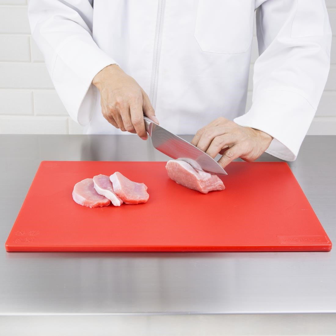 Planche à découper antibactérienne basse densité Hygiplas rouge - Hygiplas - HC859