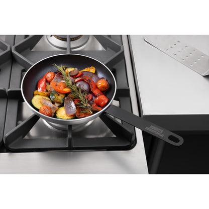 Poêle aluminium antiadhésive induction Téflon Nisbets Essentials 20 cm - Nisbets Essentials - HX967