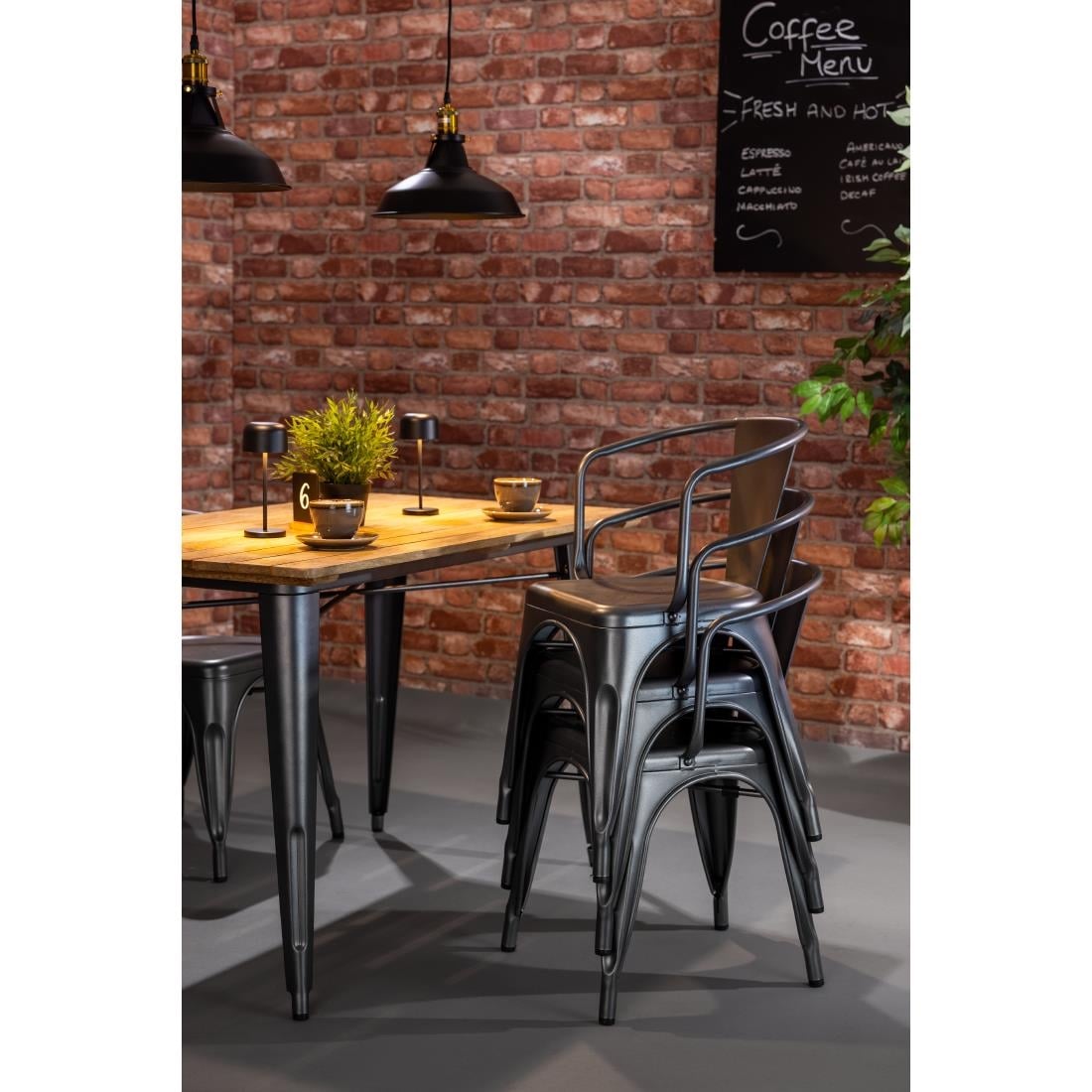 Table à manger à plateau à lattes en bois de manguier et piètement gris acier Bolero Bistro 1200 mm - Bolero - HZ811