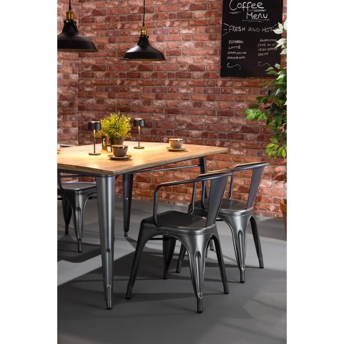 Table à manger avec plateau en bois de manguier lisse et piètement gris acier Bolero Bistro 1450 mm - Bolero - HZ809