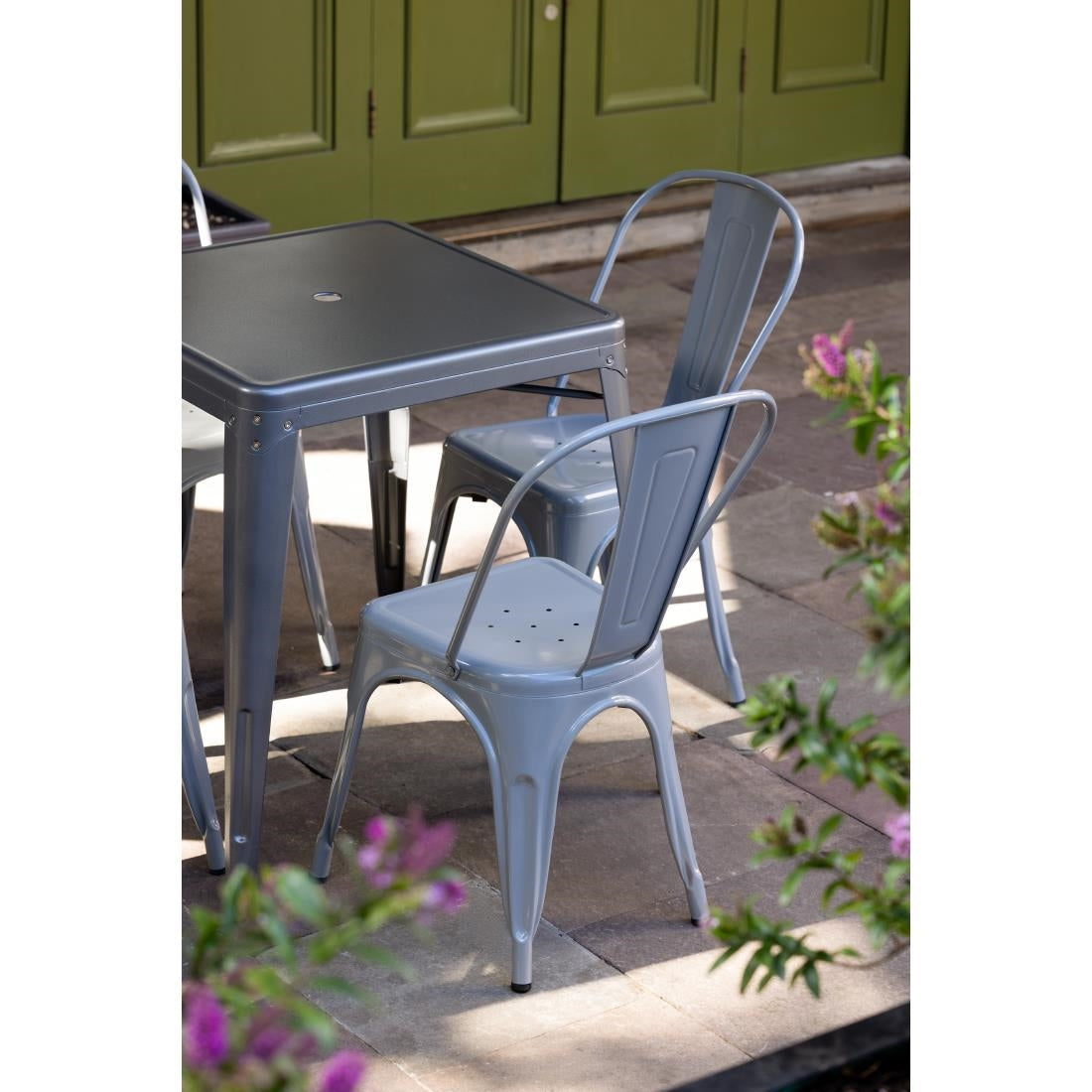 Table carrée en acier gris métallisé Bolero Bistro 668mm - Bolero - DM904