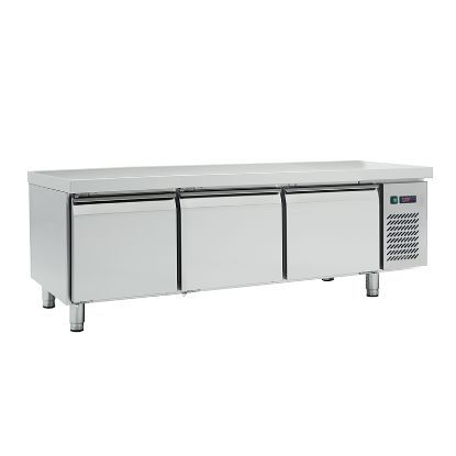 Soubassement réfrigéré ventilé 3 portes AASBP1600-3P